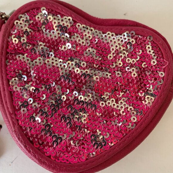 CANDIE'S SEQUIN HEART SHAPE COIN WALLET ZIPPED WITH KEY CHAIN, LOCK AND KEY - Picture 3 of 6